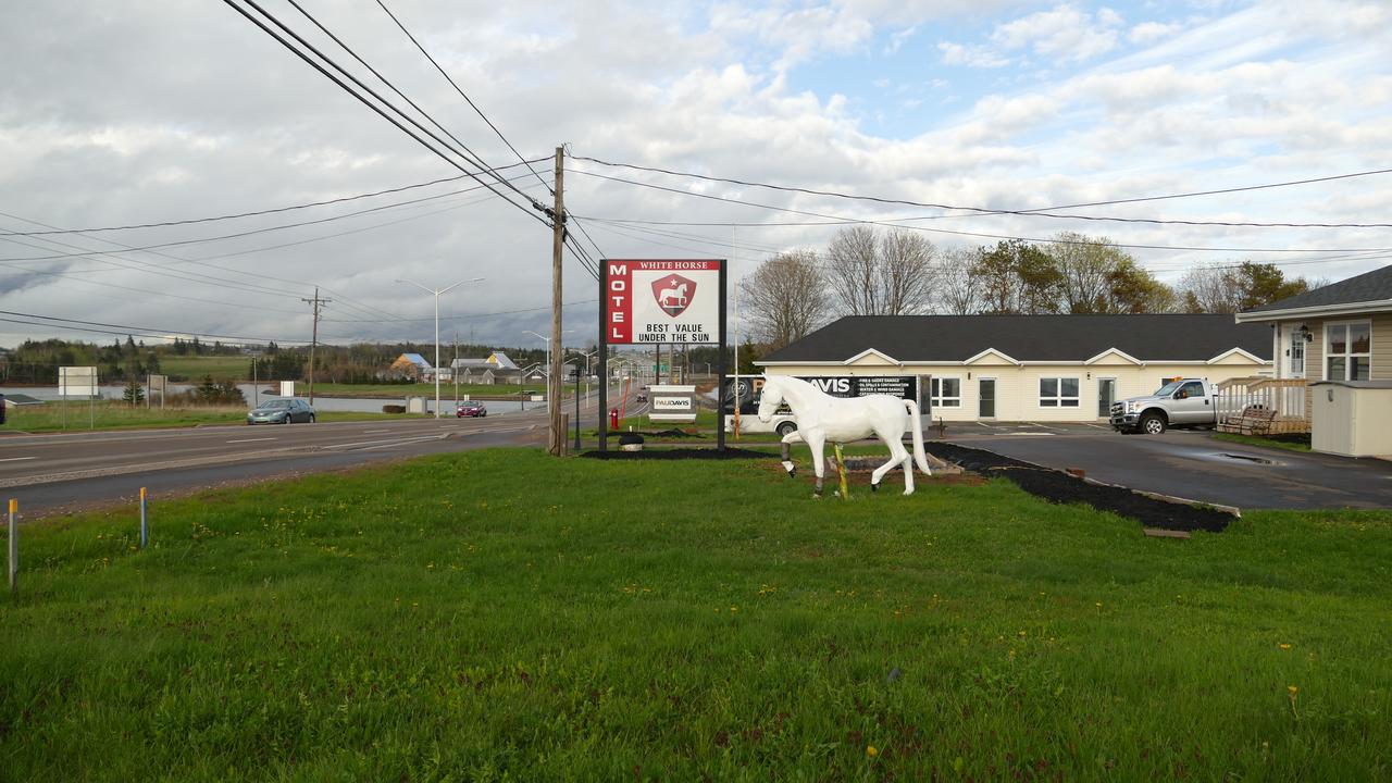 The White Horse Motel Cornwall Eksteriør billede